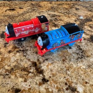 Thomas Monkey Palace Engine (working)
And Safari James Engine (nonworking)